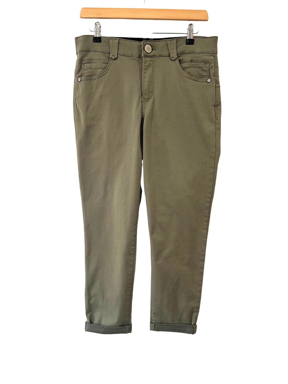 Democracy women’s Absolution Skimmer Pants 8 olive stretch shaping crop